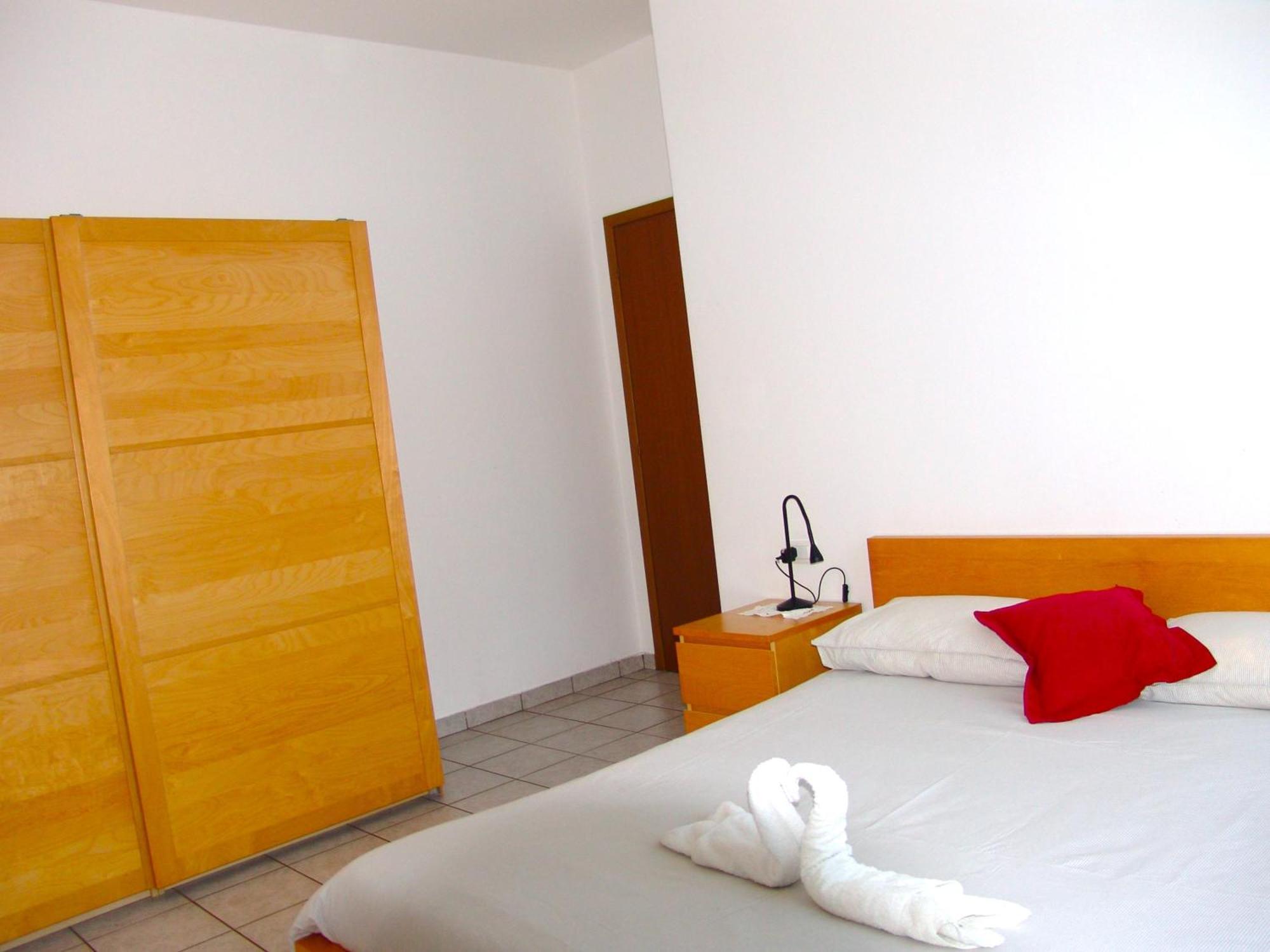 Modern Apartment Luci & Stelle Near Lake Como Нибьонно Экстерьер фото